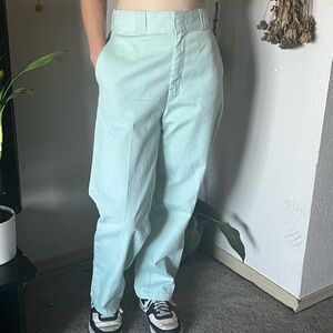 IRBAN OUTFITTERS X DICKIES PANTS IN WOMENS